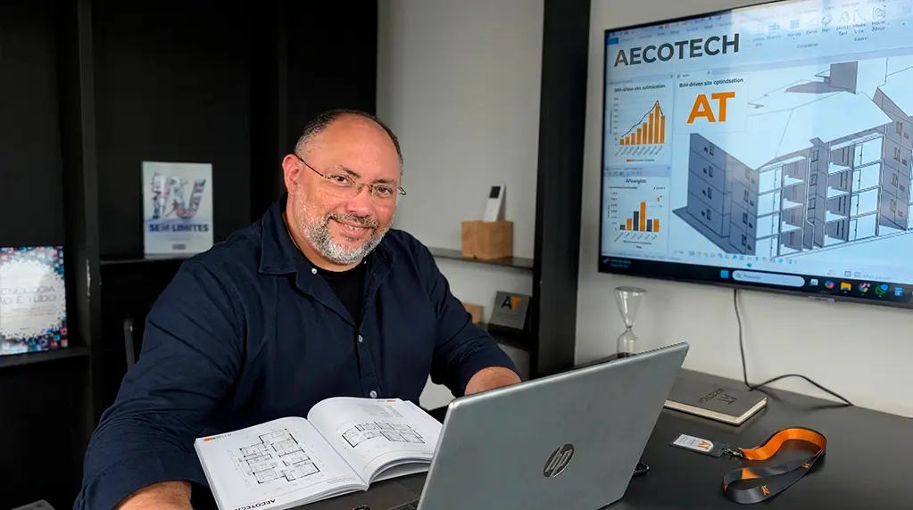 Esquema visual de um Ambiente Comum de Dados (CDE) e do fluxo de trabalho OpenBIM entre projetistas, empreiteiros e o fiscal de obra.
